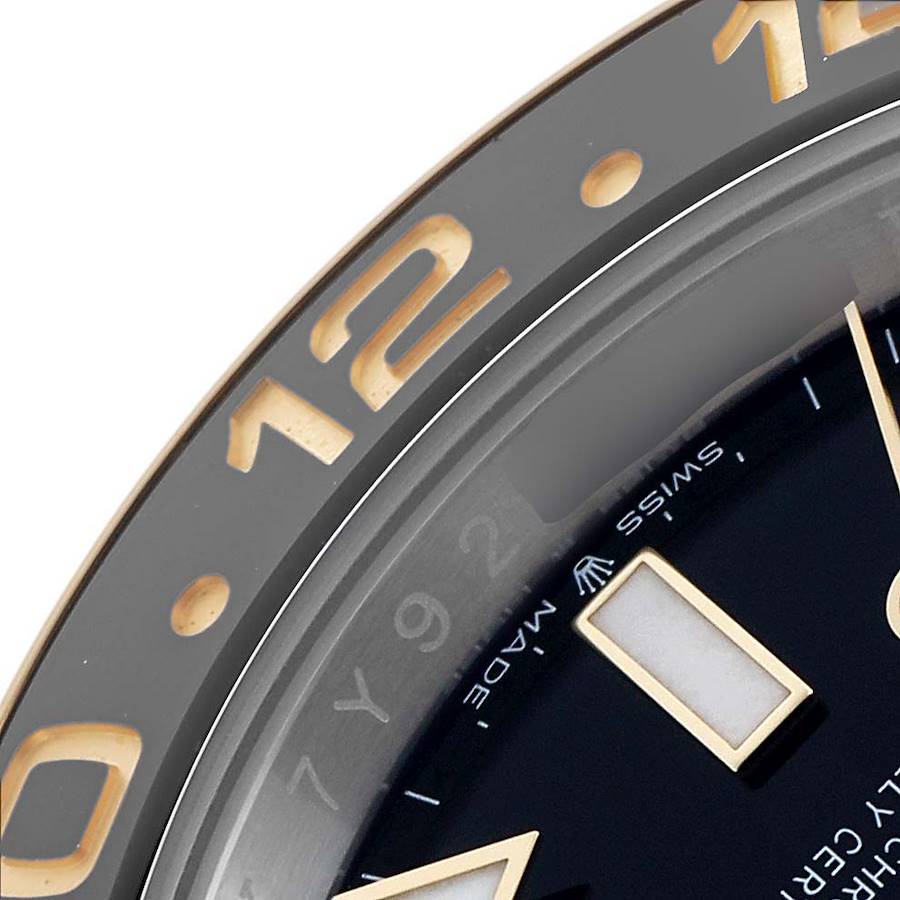 Role_x GMT Master II Zombie Black Grey Steel Yellow Gold Watch Two-tone Luxury Edition Premium Quality FrameFocus.in